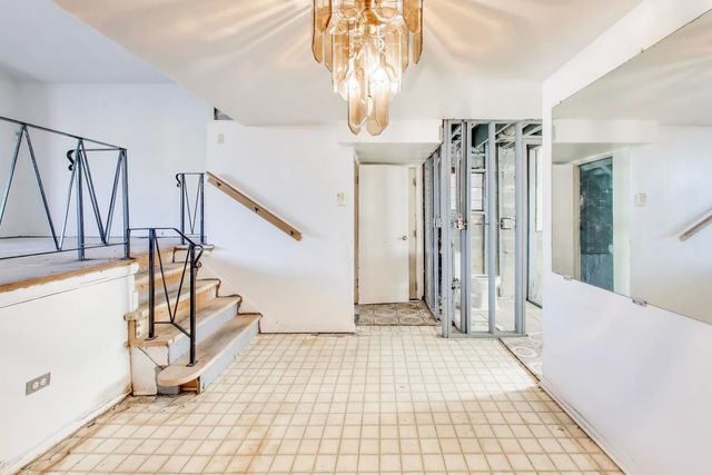 10154 S Emerald Avenue, Chicago, IL 60628