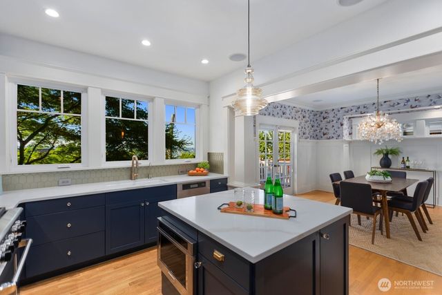 426 Smith Street, Seattle, WA 98109