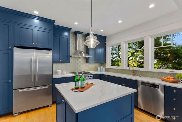 426 Smith Street, Seattle, WA 98109
