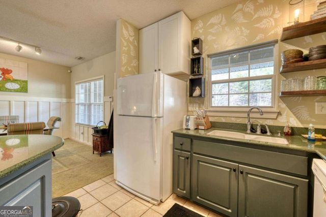 92 Glen Eagle B303 Court, Clayton, GA 30525