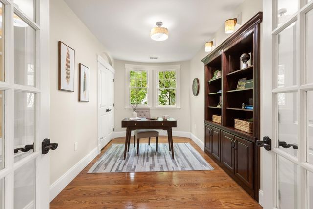 91 University Rd 2, Brookline, MA 02445