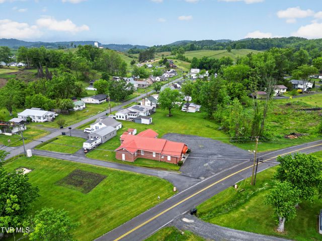 302 Crescent Drive, Glade Spring, VA 24340