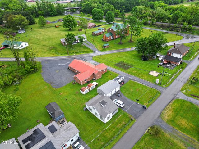 302 Crescent Drive, Glade Spring, VA 24340