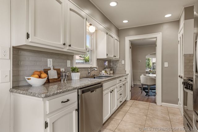 1348 S Indianapolis Avenue, Tulsa, OK 74112