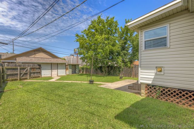 1348 S Indianapolis Avenue, Tulsa, OK 74112
