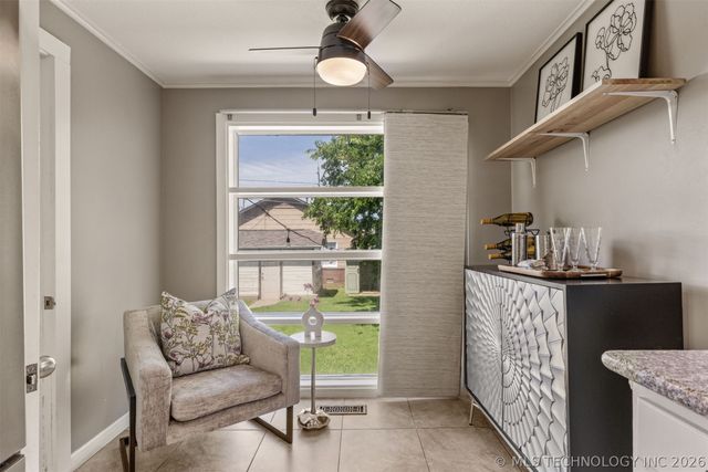 1348 S Indianapolis Avenue, Tulsa, OK 74112