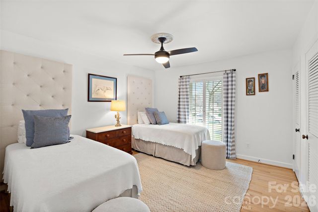 401 Glen Oaks Road, Charlotte, NC 28270