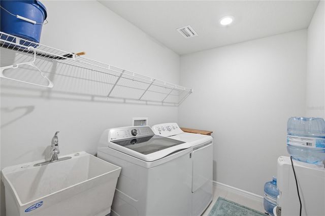 18140 RAMBLE ON WAY, Land O Lakes, FL 34638