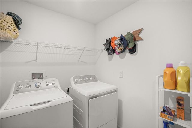 26100 BRISTLELEAF CT, Leesburg, FL 34748