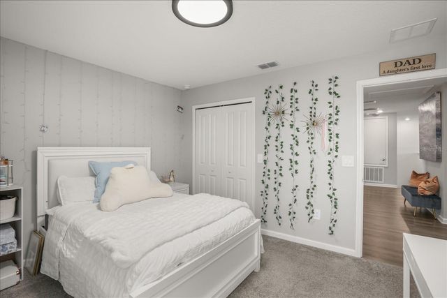 26100 BRISTLELEAF CT, Leesburg, FL 34748