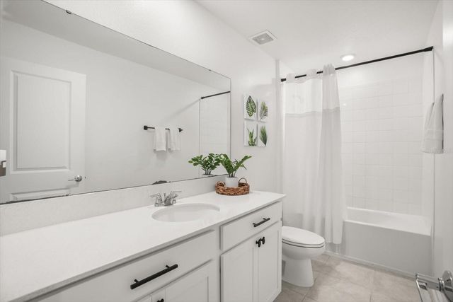 26100 BRISTLELEAF CT, Leesburg, FL 34748