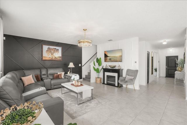 26100 BRISTLELEAF CT, Leesburg, FL 34748