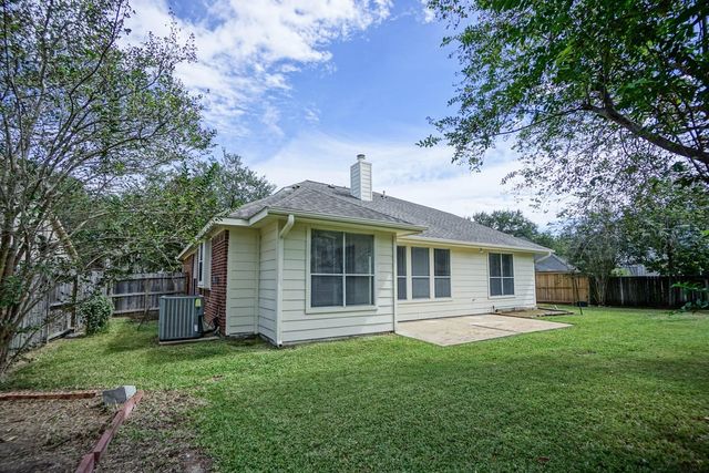 918 Featherbrook Court, Sugar Land, TX 77479