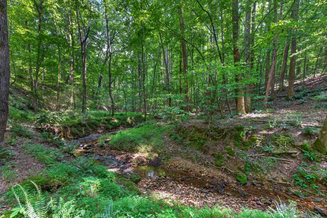 129 Meredith Ln, Winchester, TN 37398