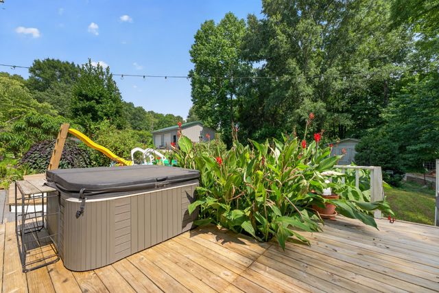 129 Meredith Ln, Winchester, TN 37398