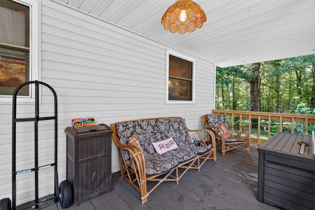 129 Meredith Ln, Winchester, TN 37398