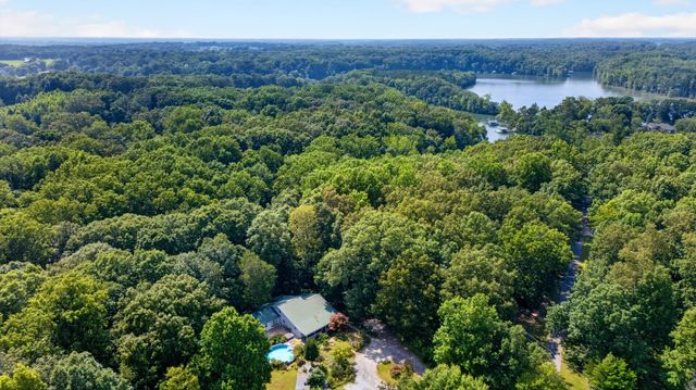 129 Meredith Ln, Winchester, TN 37398