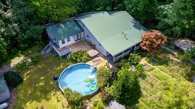 129 Meredith Ln, Winchester, TN 37398