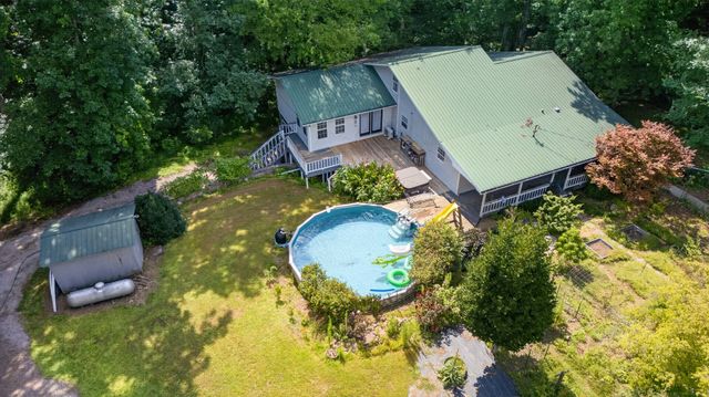 129 Meredith Ln, Winchester, TN 37398