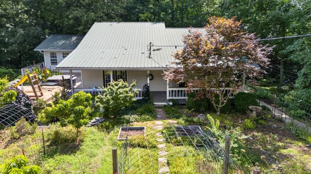 129 Meredith Ln, Winchester, TN 37398