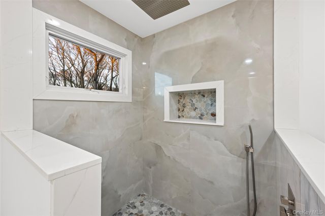 5 Poplar Drive, Smithtown, NY 11787