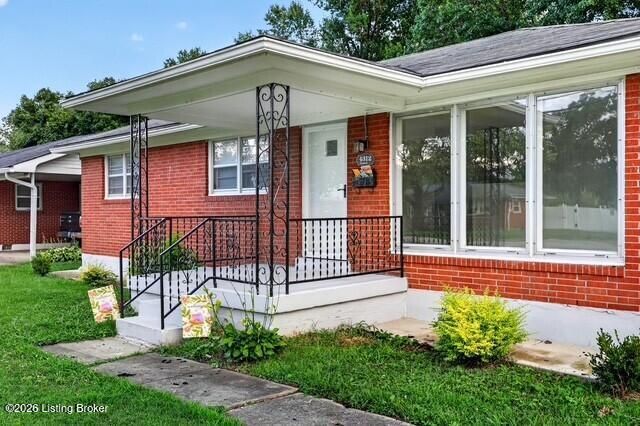 4312 Flintlock Dr, Louisville, KY 40216