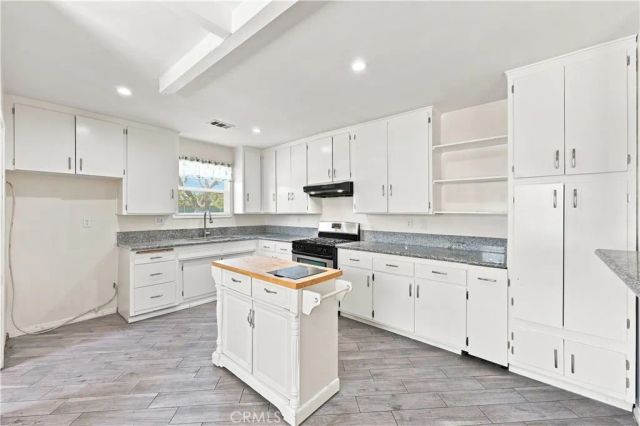 1202 N Ventura, Anaheim, CA 92801