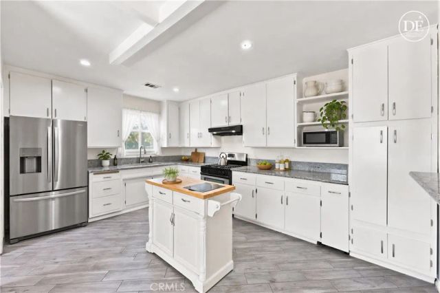 1202 N Ventura, Anaheim, CA 92801