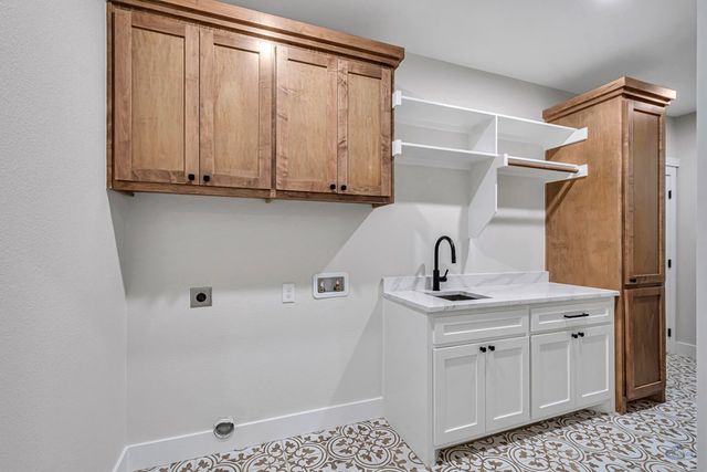 2815 S County Rd 1092, Midland, TX 79706