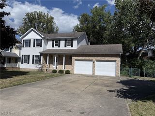 5241 Dolores Street SW, Canton, OH 44706