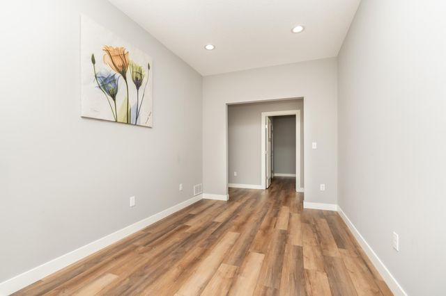 1118 Village Street SE, New Prague, MN 56071