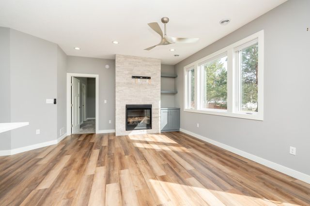 1118 Village Street SE, New Prague, MN 56071