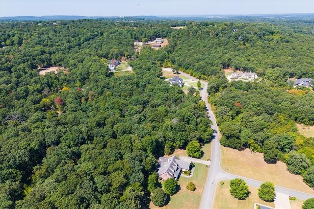 3820 N Bridlewood Drive, Springdale, AR 72764