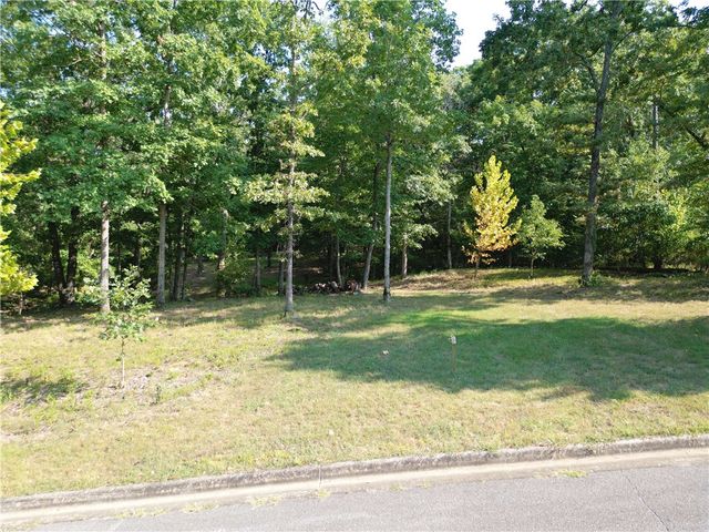 3820 N Bridlewood Drive, Springdale, AR 72764
