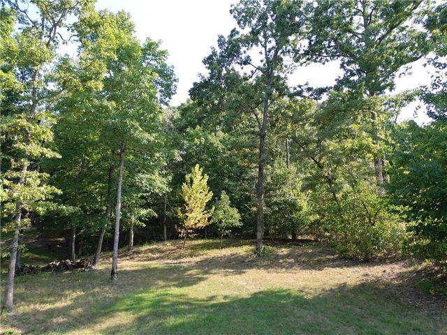 3820 N Bridlewood Drive, Springdale, AR 72764