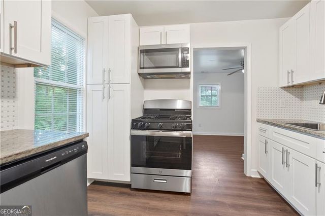 2097 Baker Road NW, Atlanta, GA 30318