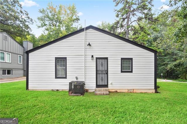 2097 Baker Road NW, Atlanta, GA 30318