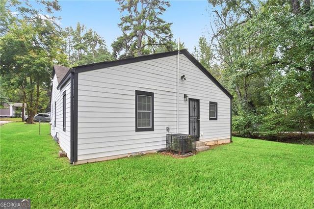 2097 Baker Road NW, Atlanta, GA 30318