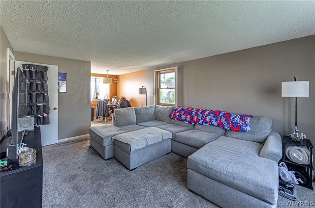 62 Patricia Lane, Cheektowaga, NY 14227