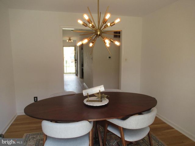 9221 GRACELAND PL, Fairfax, VA 22031