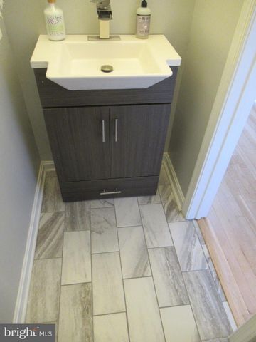 9221 GRACELAND PL, Fairfax, VA 22031