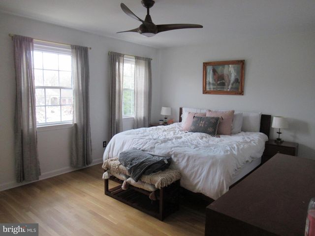 9221 GRACELAND PL, Fairfax, VA 22031