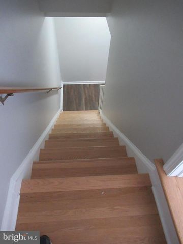 9221 GRACELAND PL, Fairfax, VA 22031