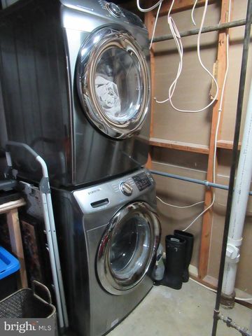 9221 GRACELAND PL, Fairfax, VA 22031