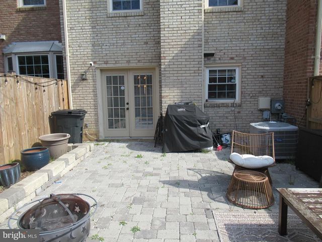 9221 GRACELAND PL, Fairfax, VA 22031