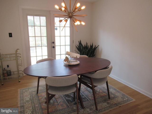 9221 GRACELAND PL, Fairfax, VA 22031