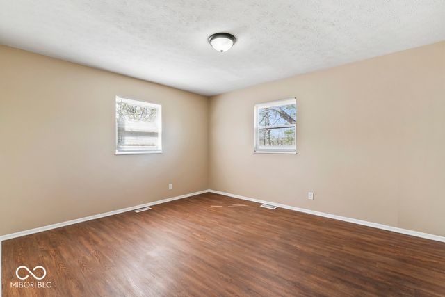 7840 Roseway Court, Indianapolis, IN 46226