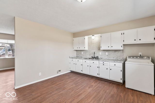 7840 Roseway Court, Indianapolis, IN 46226