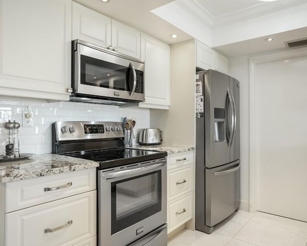 4621 NW 46th Street, Tamarac, FL 33319