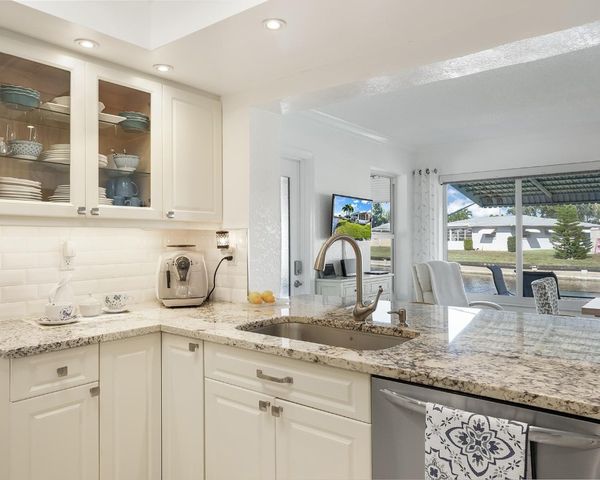 4621 NW 46th Street, Tamarac, FL 33319